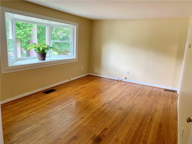 Living Room with Bay Window - 2595 Ashford Rd NE