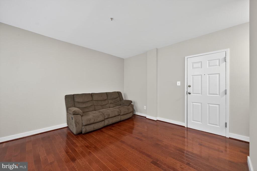 Primary Photo - 1440 W St NW
