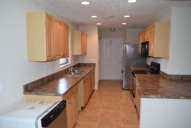 Foto del edificio - Home for Rent