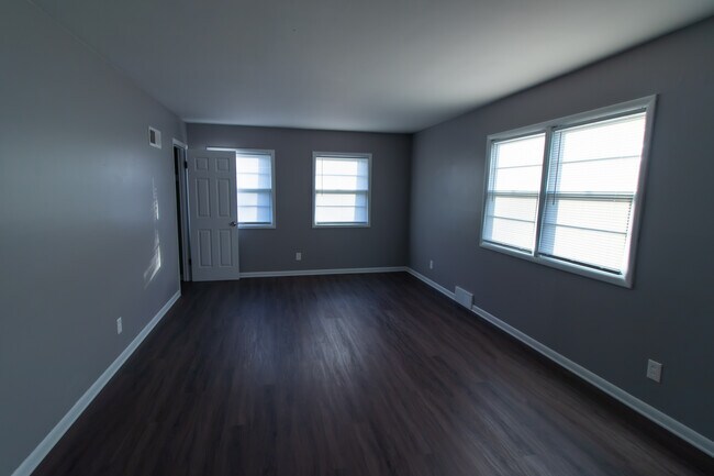 Sala de estar - 2813 E G Ave