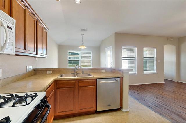 Foto del edificio - 3685 Laurel Crossing Dr