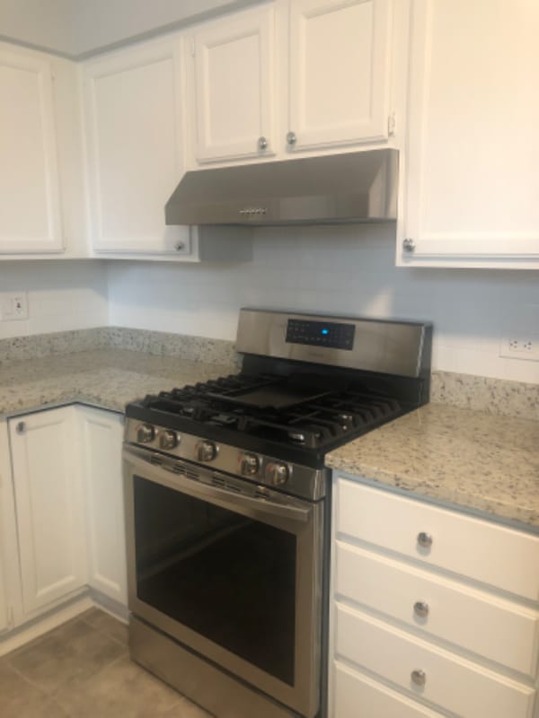 Photo - 6044 N Melvina Ave Apartment