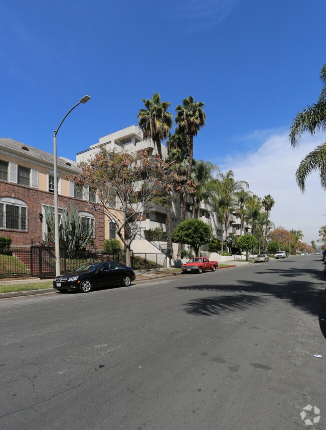 Foto del edificio - 525 S Berendo St