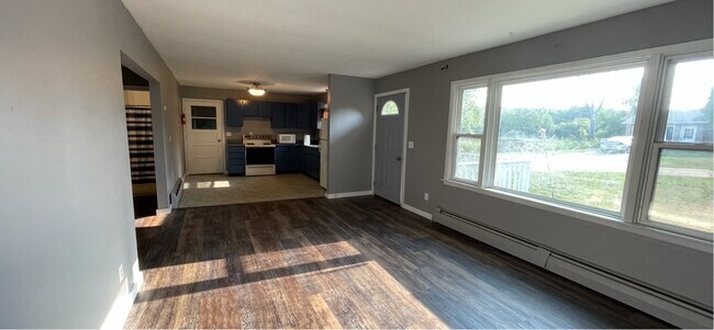 Foto del edificio - 1319 W Alcott Ave