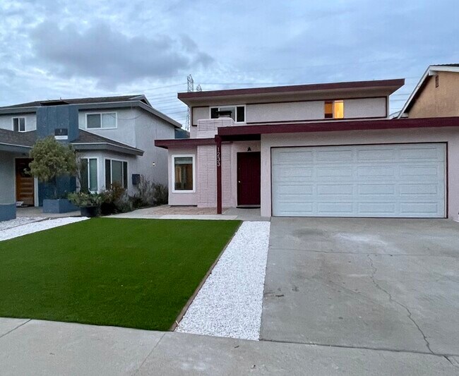 Foto del edificio - 1233 Amethyst St