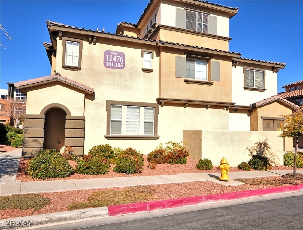 Foto principal - 11476 Belmont Lake Dr