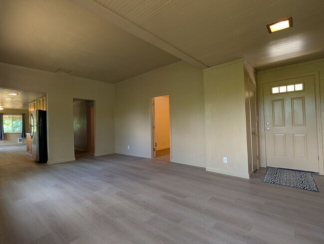 Foto del edificio - Great 3 bed/1bath home in Springfield!
