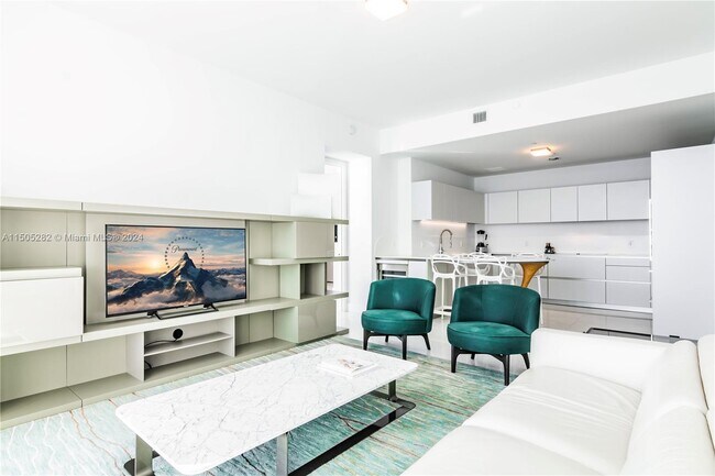 Foto del edificio - 16901 Collins Ave