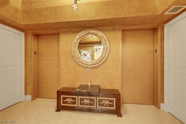 Foto del edificio - 2747 Paradise Rd