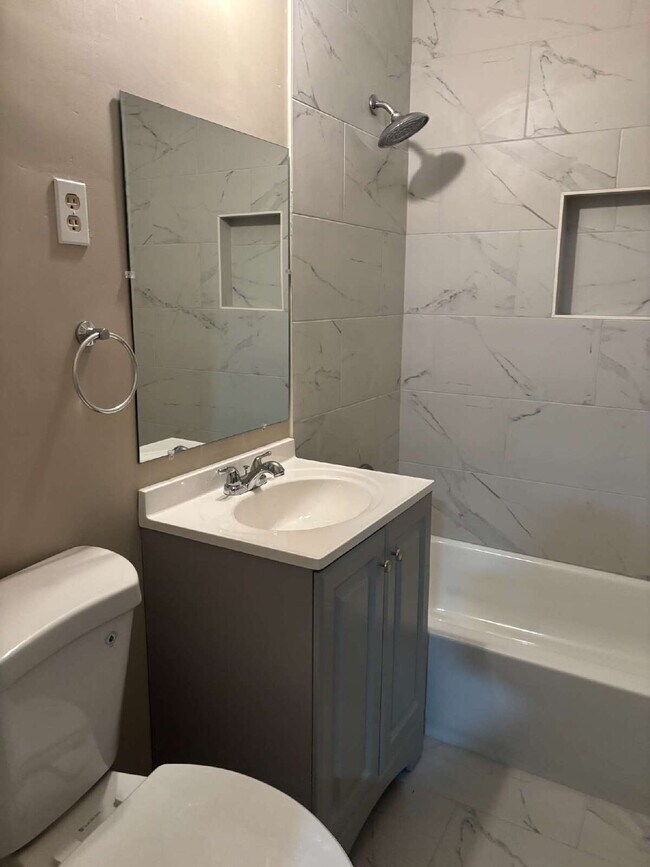 Foto del edificio - "Charming Living in Memphis: Cozy home with 1 Full Bath!"