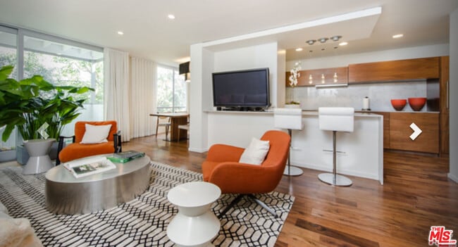 Foto del edificio - 406 N Oakhurst Dr