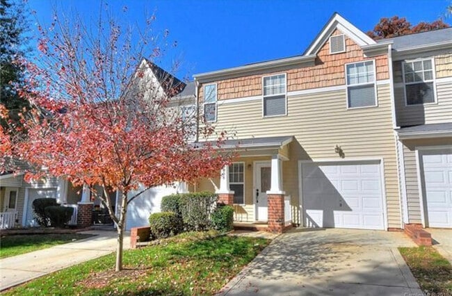 Photo - 5608 Santeelah Ct Townhome