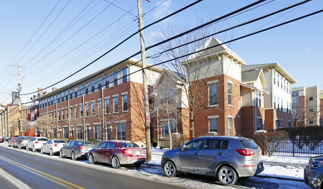 Primary Photo - Sarah Street Townhouses