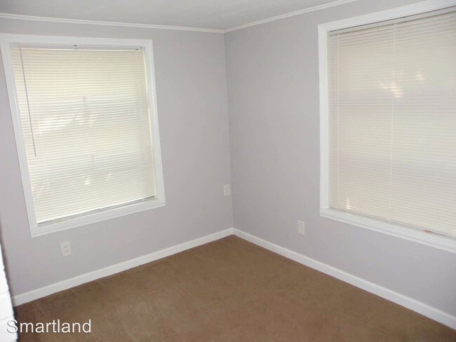 Building Photo - 3 br, 1.5 bath House - 25855 Highland Road
