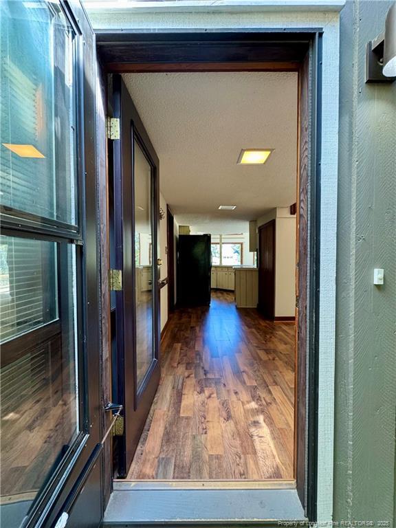 Foto del edificio - 679 Rosebud Ct