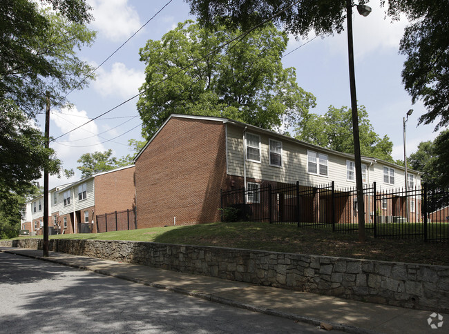 Building Photo - City Views At Rosa Burney Park