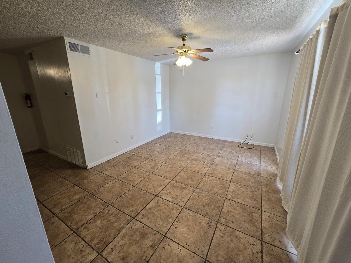 Foto principal - 1250 Pate St