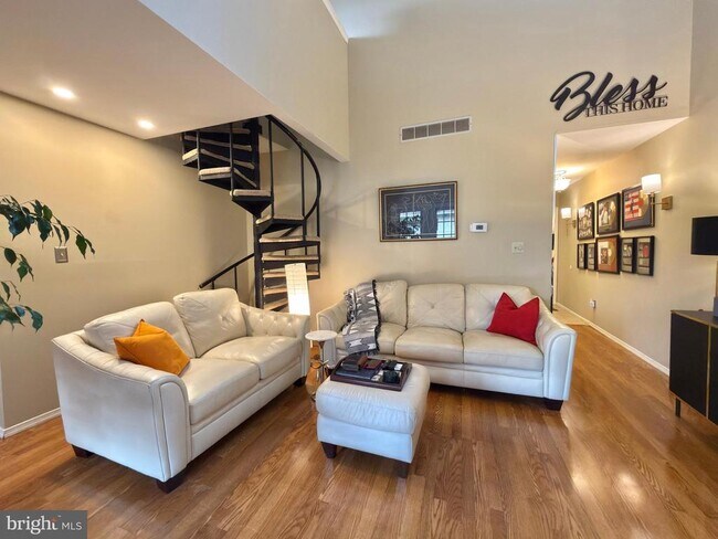 Foto del edificio - 263 Tavistock Rd