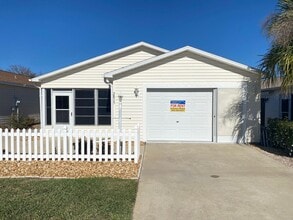 Building Photo - 2815 Salamanca St