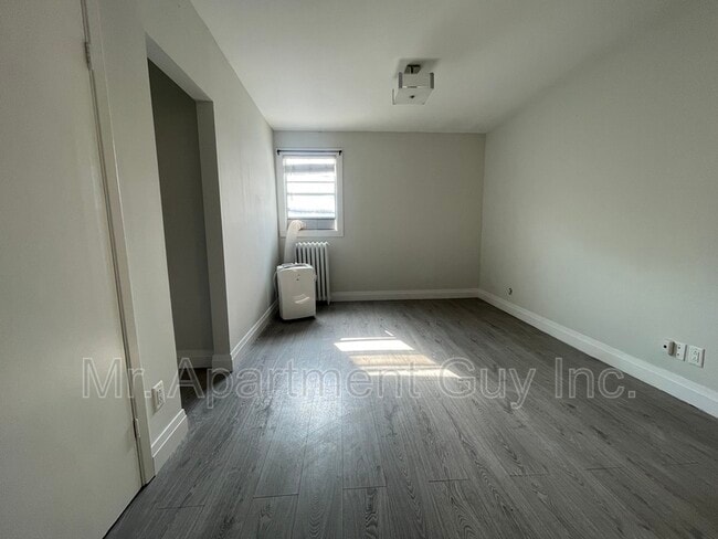 Building Photo - 53-153 Dawes Rd