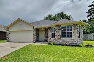 Building Photo - 26912 Castlecliff Ln