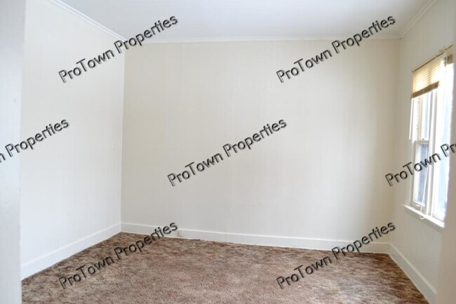 Foto del edificio - 411 Krakar Ave