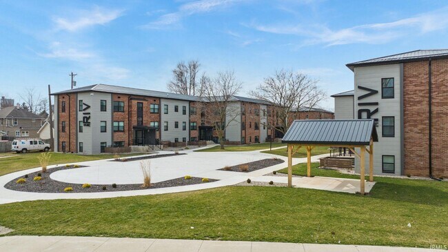 Foto del edificio - 1823 Griswold Dr
