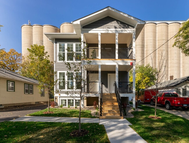 Building Photo - 4116 Cheatham Ave