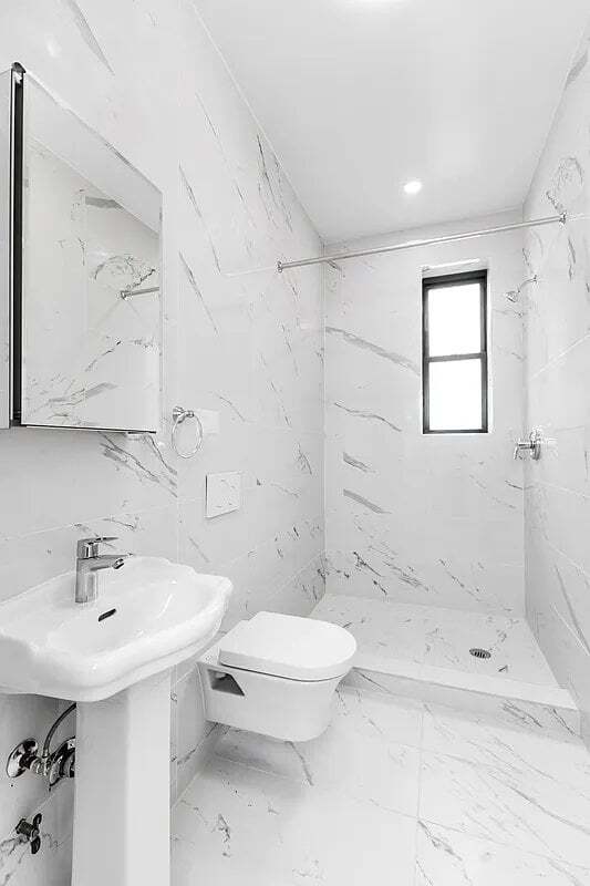 Foto del edificio - 164 Waverly Pl