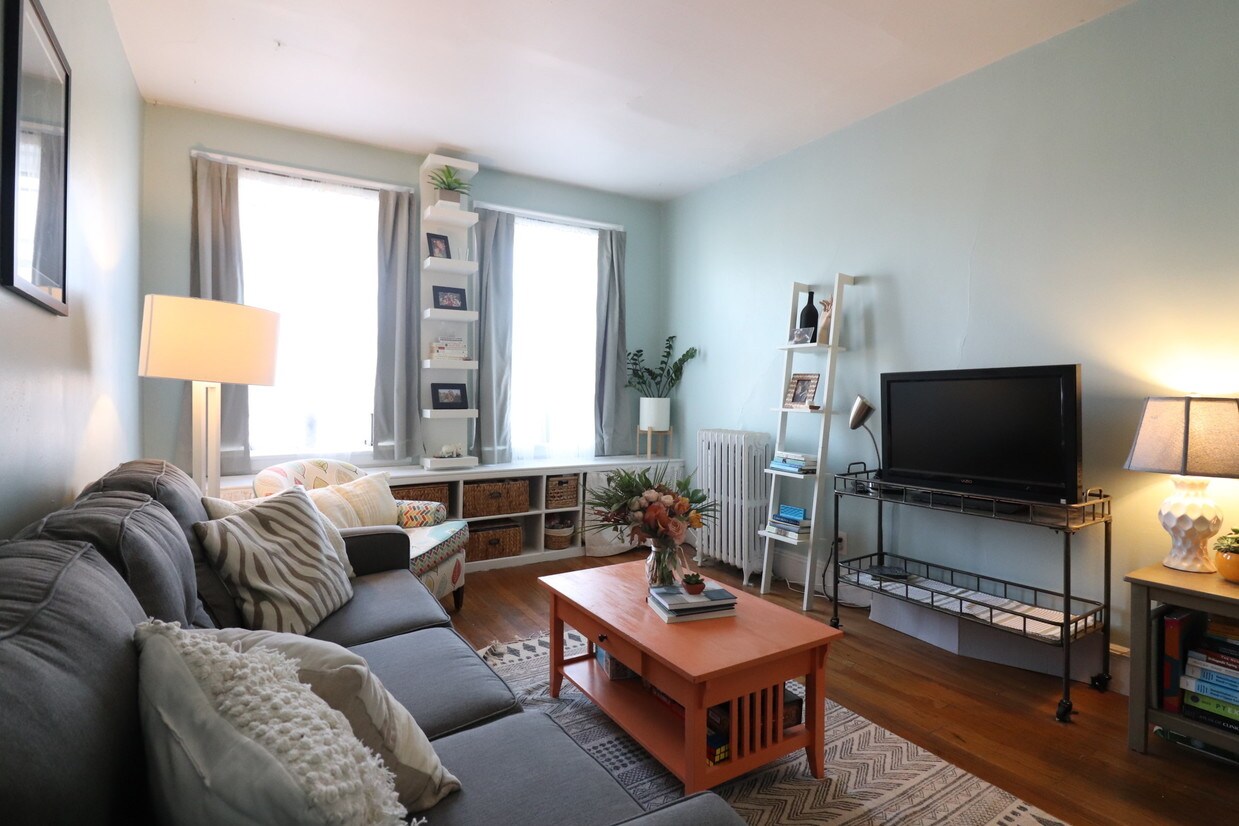 Foto principal - 247 Chestnut Hill Ave