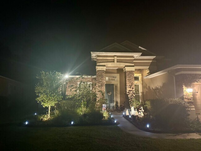 Foto del edificio - Heated Pool, Pets Welcome, & 3300 Sq Ft of...
