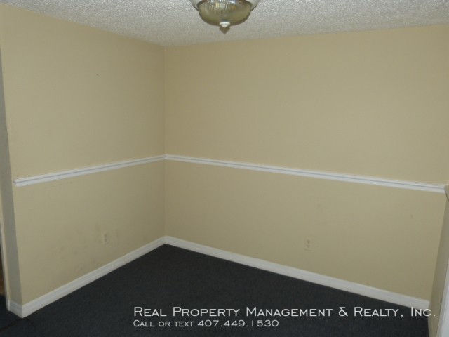 Building Photo - 1 BR / 1 BA First Floor Condo In Serra Vella