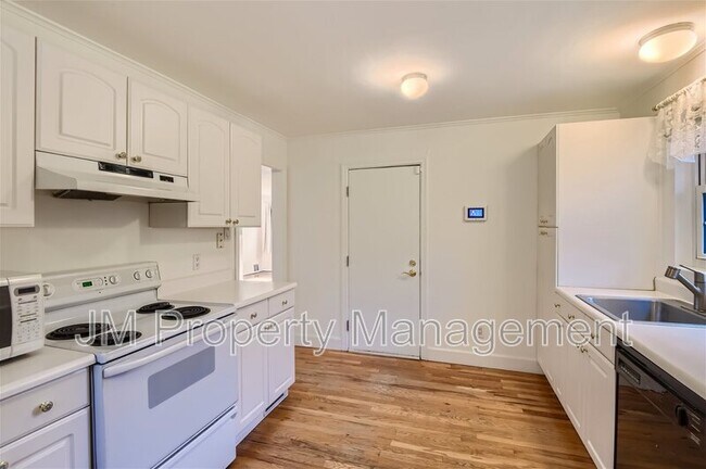 Foto del edificio - 918 Hudson St