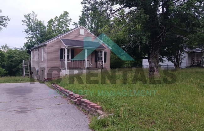 Building Photo - 4126 Kivett Dr