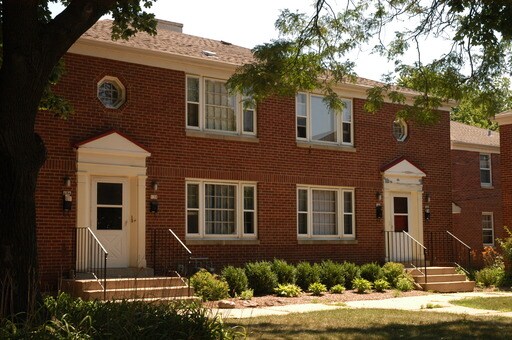 Primary Photo - 7519 W Dixon St