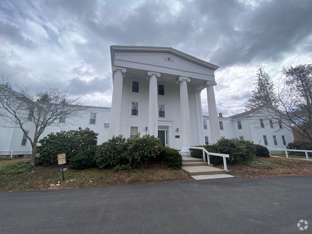 front entrance - Scituate Commons