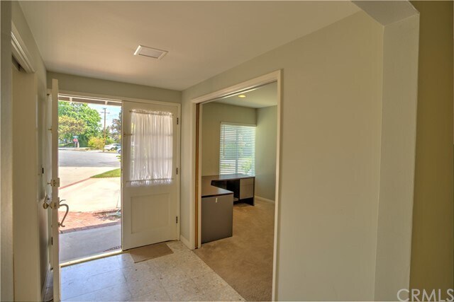 Building Photo - 2117 El Sereno Ave