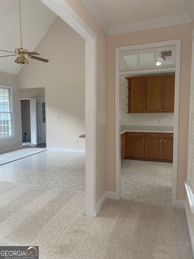 Building Photo - 460 Brickleberry Ridge