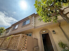 Building Photo - 1419 Lomita Blvd