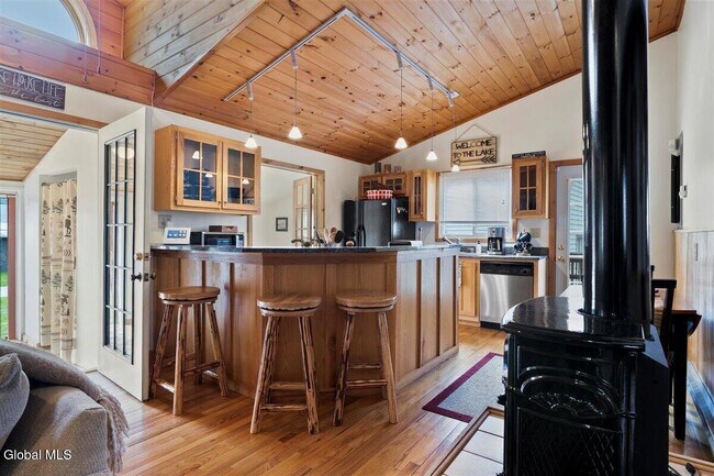 Foto del edificio - 27 Holly Ln