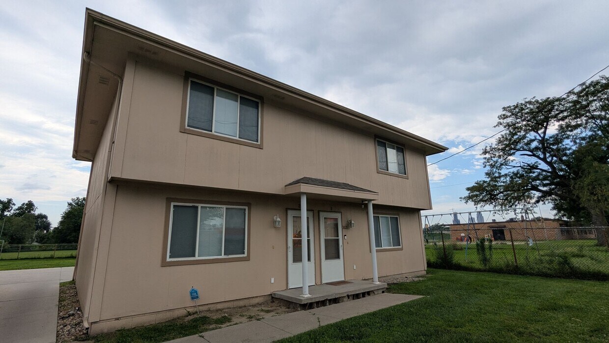 Foto principal - 3621 Ave G
