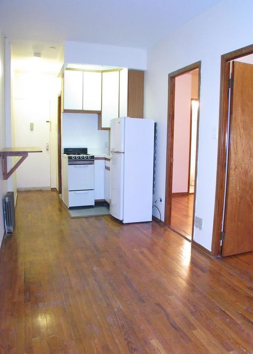 Primary Photo - 356 W 48th St