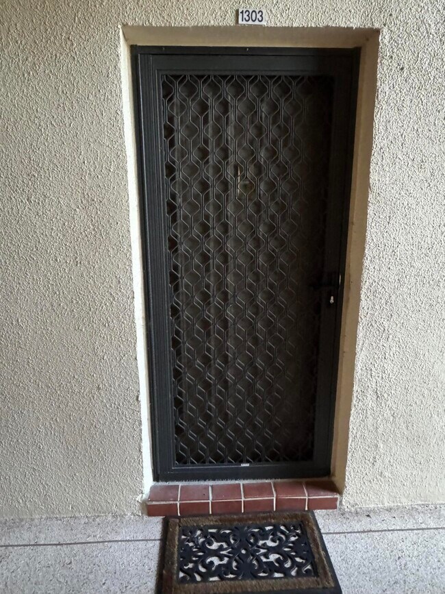Foto del edificio - 297 Deer Creek Blvd