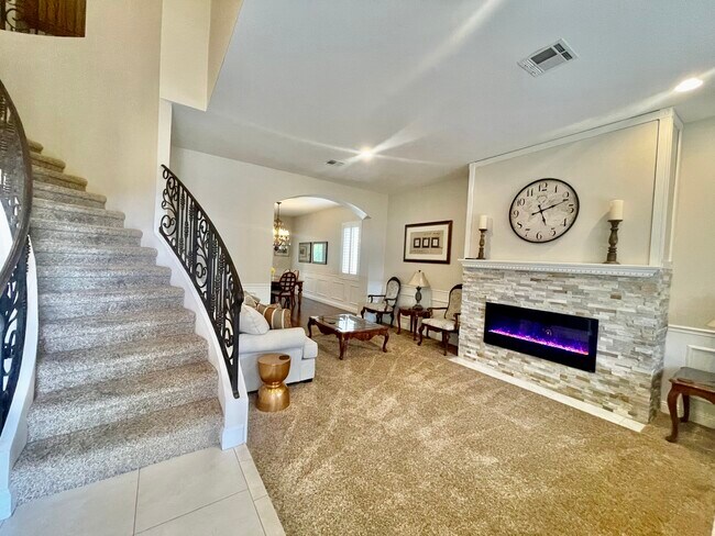 Foto del edificio - 331 W Sherwood Dr