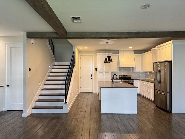 Building Photo - 1322 Sambar Lp