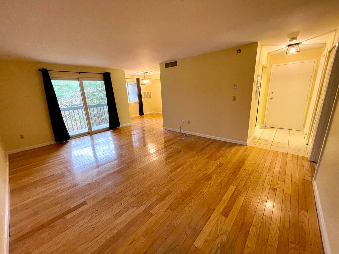 Foto principal - 20 Beals Cove Rd