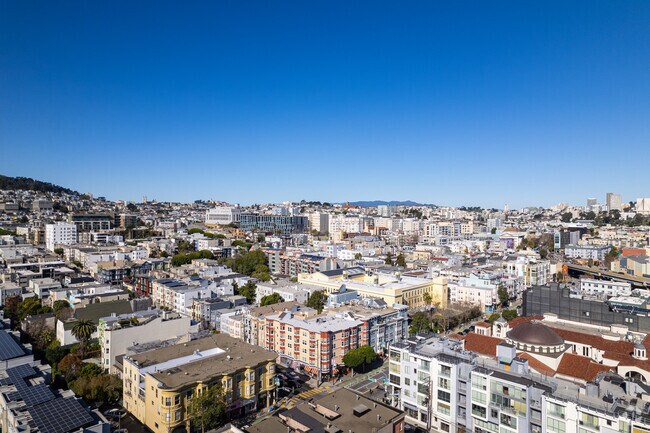 Context - Carlin Apartment