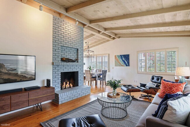 Building Photo - 3 br, 2 bath House - 3856 Reef Break