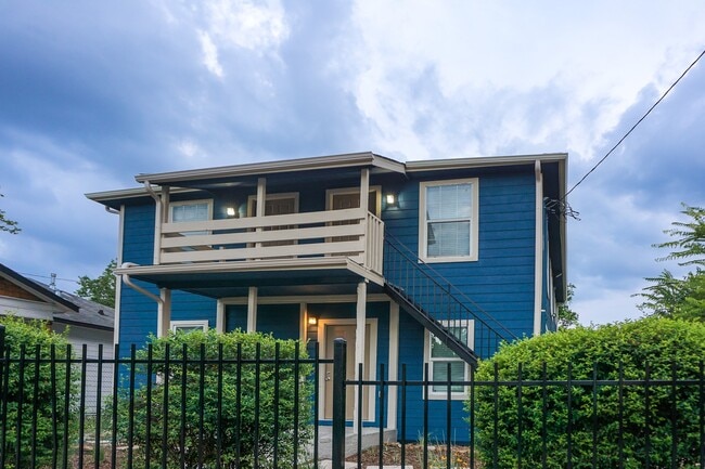 Building Photo - 3703 Market St