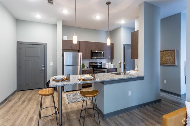 Sola Station Apartments Columbia, SC